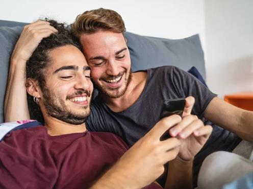 Navigating Gay Sexting: Safety and Consent